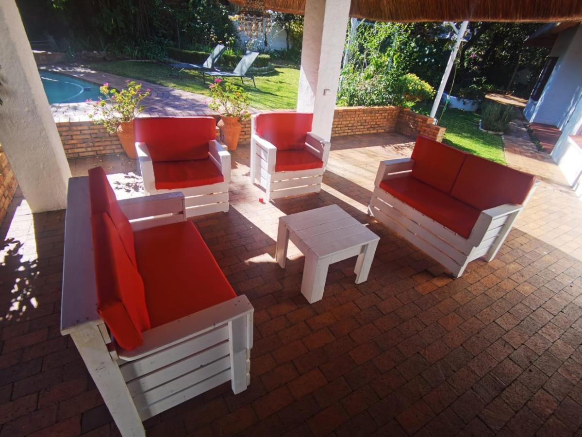Libra Lodge Sandton Exteriör bild