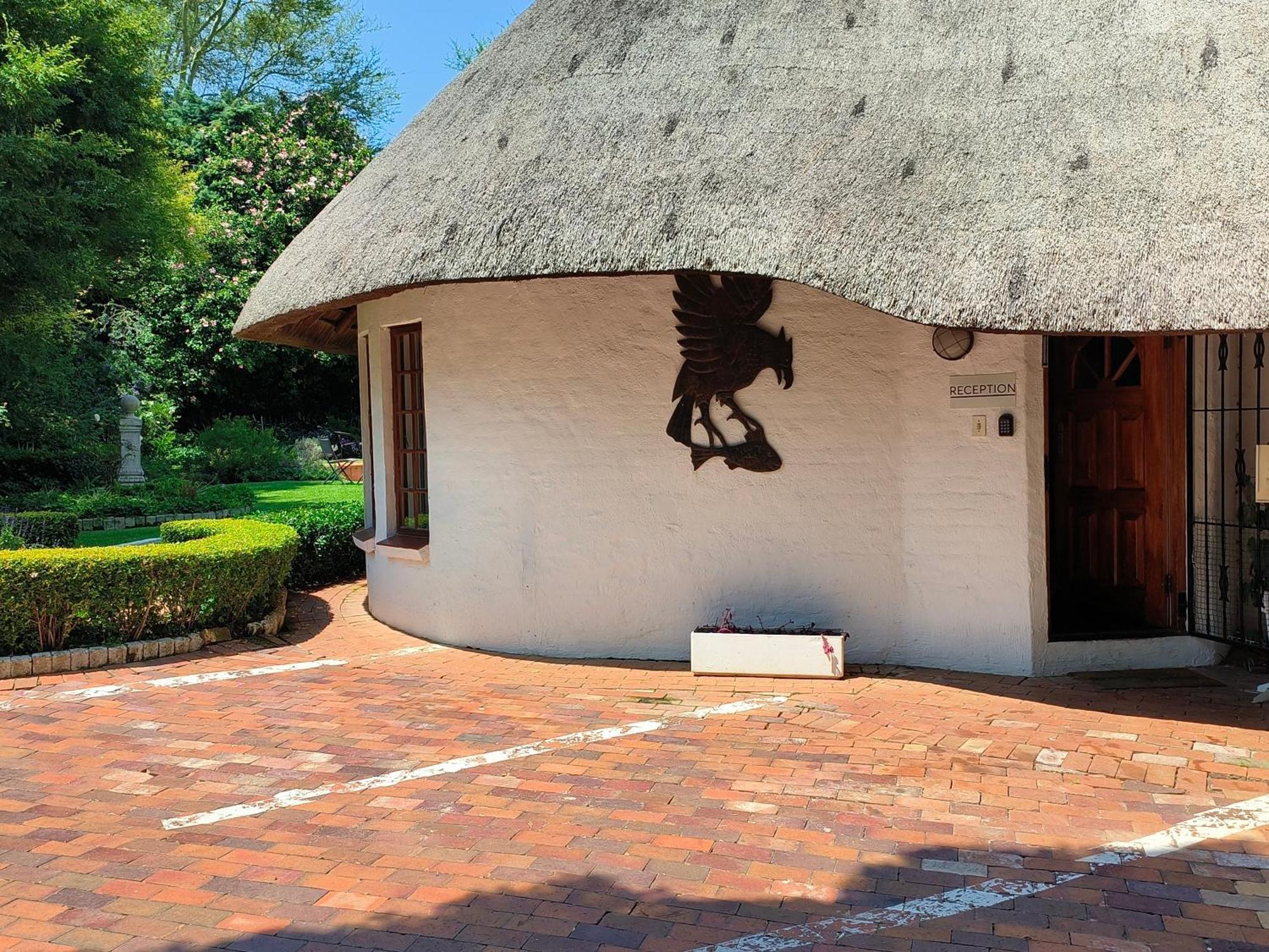 Libra Lodge Sandton Exteriör bild