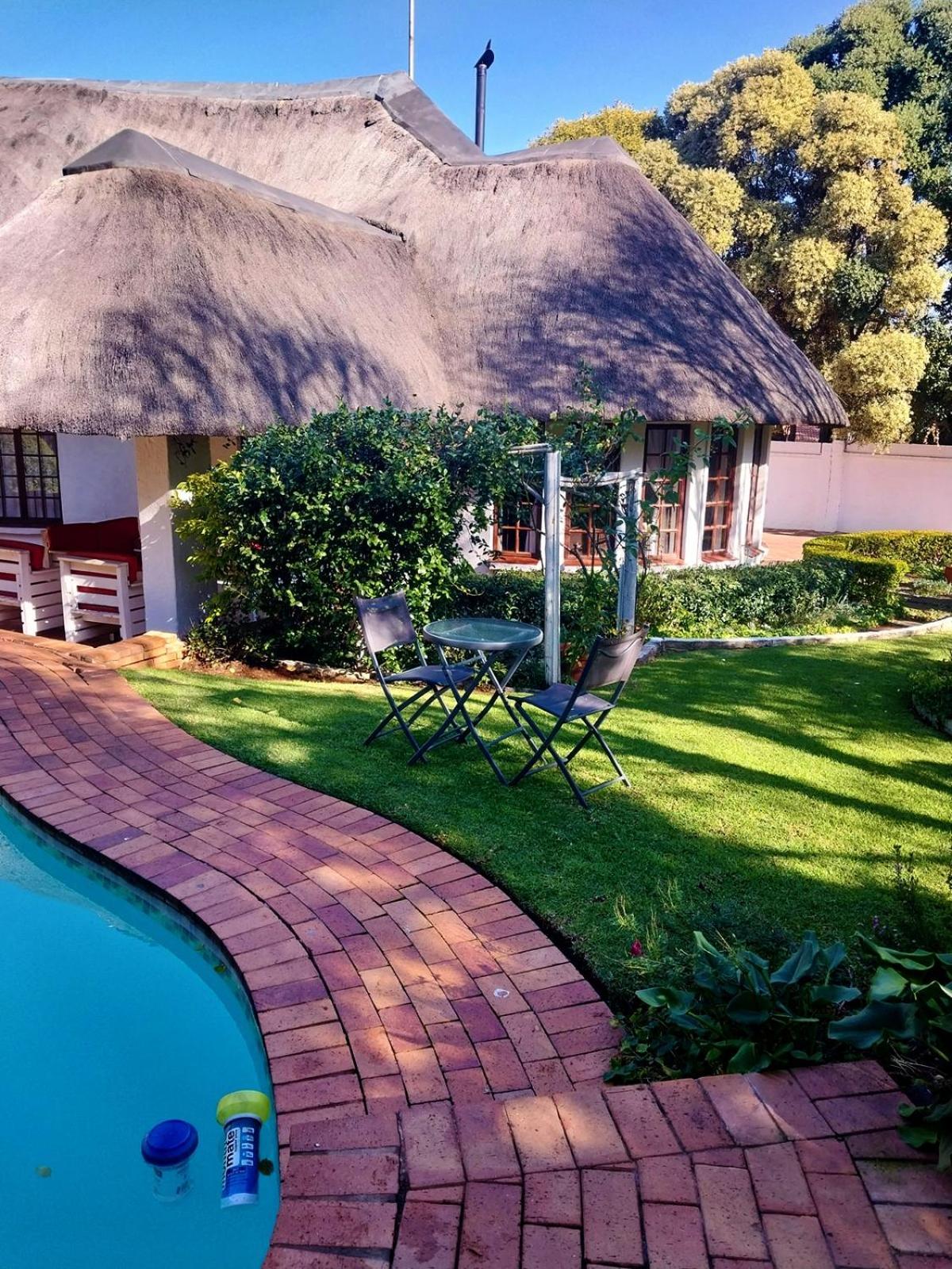 Libra Lodge Sandton Exteriör bild